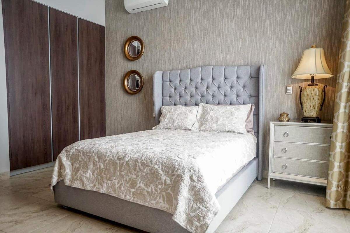 Lujoso Departamento En Leon Apartment Bagian luar foto